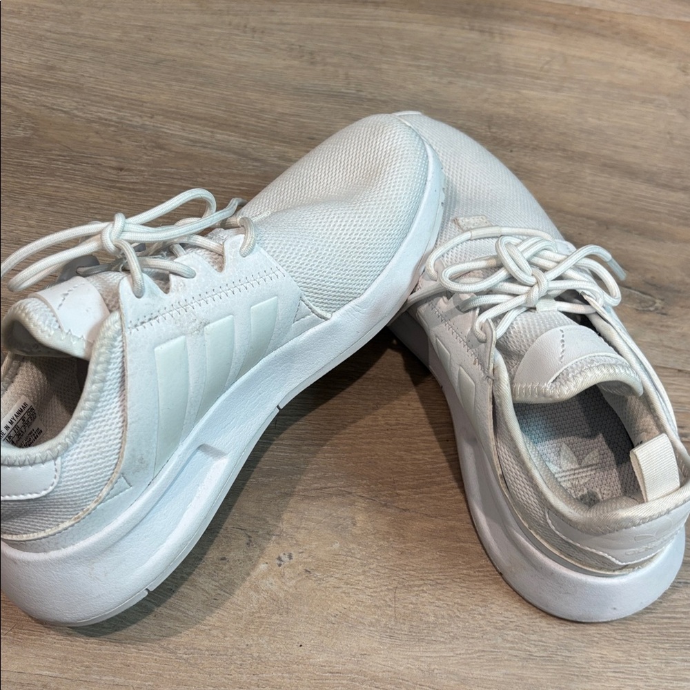 ADIDAS WHITE RUNNING SHOES - Picture 2 of 2